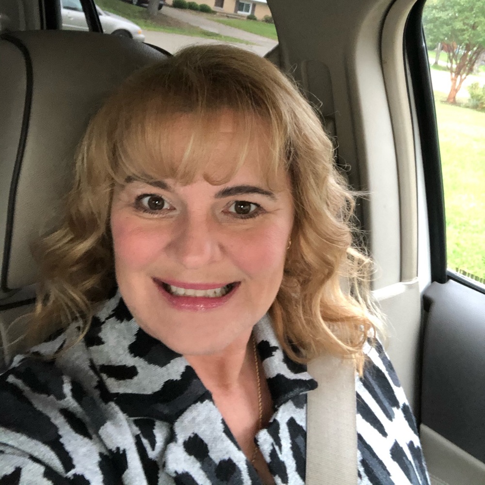 Meet your Posher, Brenda